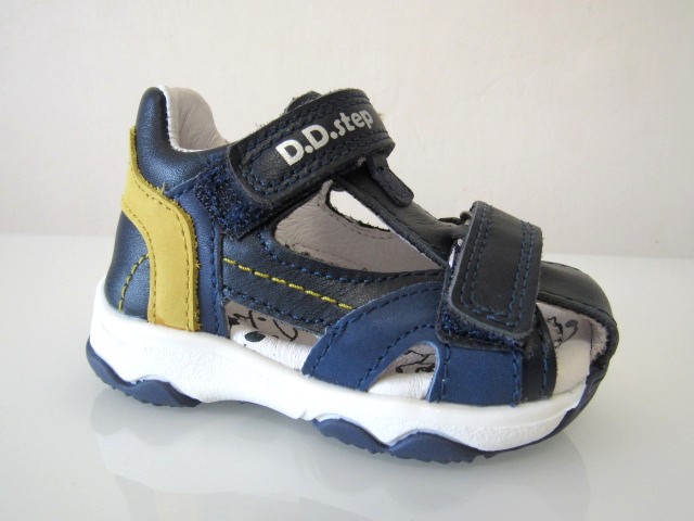 D.D. STEP - 064-451M mod.  Veľk.č: 20,21,24,25